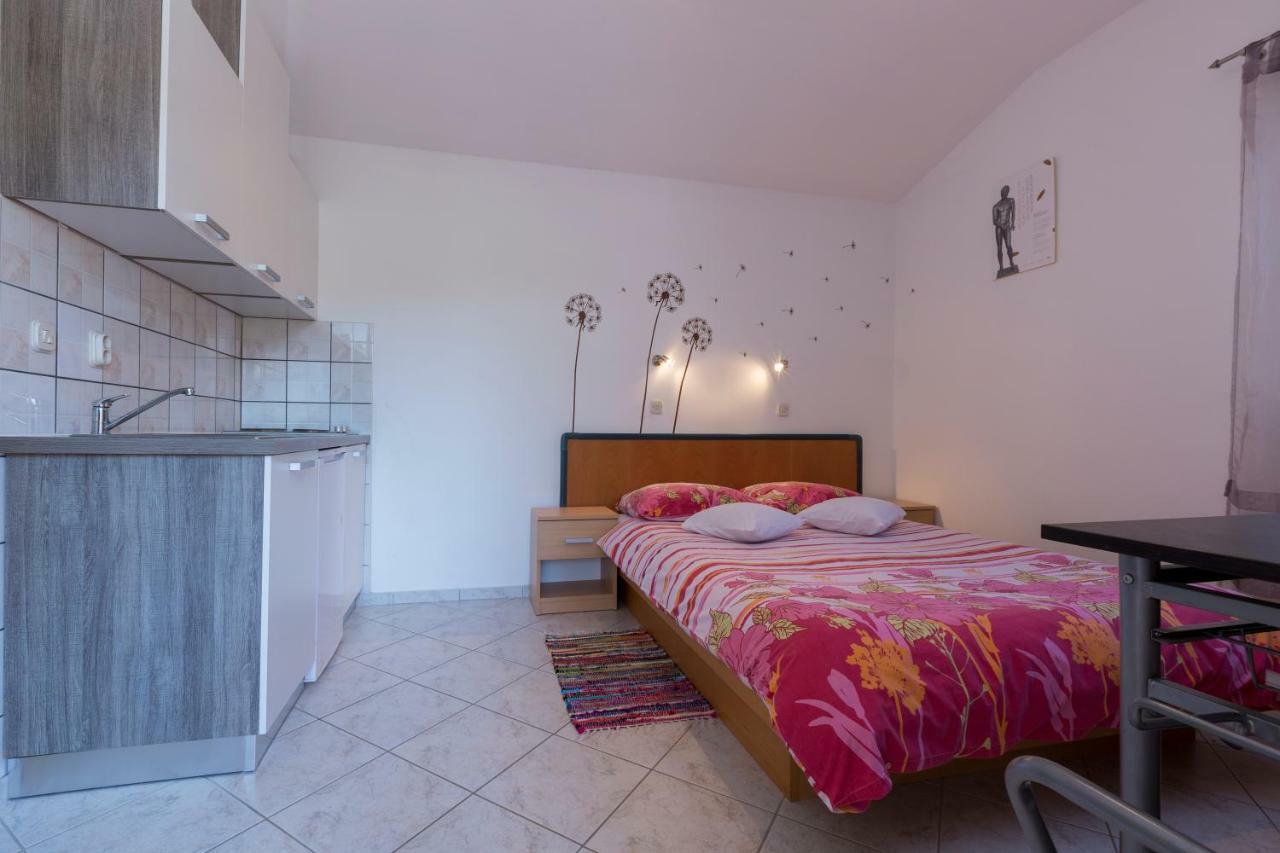 Apartments Goga Mali Lošinj Kültér fotó